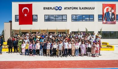 Sabancı Vakfı ve Enerjisa Enerji’nin iş birliğiyle hayata geçen Enerjisa Atatürk İlkokulu Hatay’da açıldı.