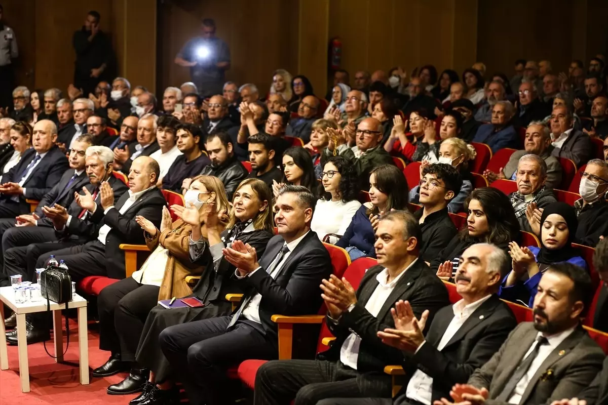 Adana’da Deprem Paneli Düzenlendi